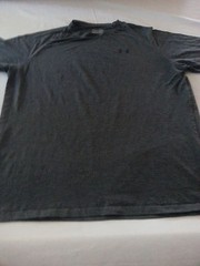 UNDER ARMOUR MENS XL GRAY LOOSE HEATGEAR TSHIRT POLYESTER ELASTANE