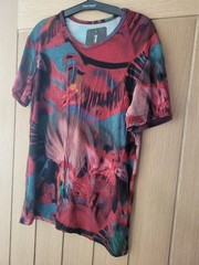 Bruno Banani Mystery Shadow Colourful Graphic T-Shirt / Top – Size Medium – NWT