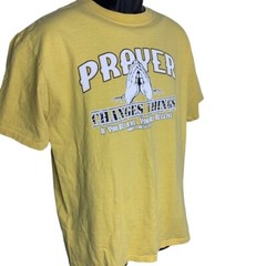 Mens Religious Crewneck Shirt Sz L Yellow Prayer Changes Things Short Sleeve