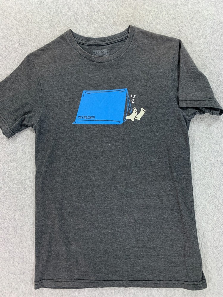 Patagonia Slim Fit Logo Short Sleeve Crew Tee Shirt (Men’s Small) Gray