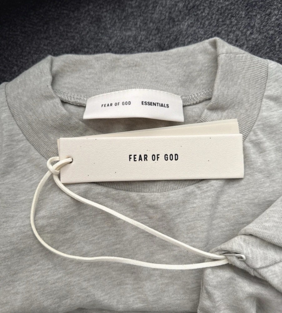 Fear of God Essentials Logo Gray Crew Neck Short Sleeve Cotton Jersey Tee L