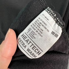 Uniqlo Heattech Extra Warm Black Long Sleeve Top Cashmere Blend Mens Medium