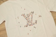 Louis Vuitton Mens Embroidered T-shirt Size US XL