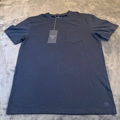 VRST Essential Pocket Tee Short Sleeve Athleisure Navy Blue Mens Small NWT