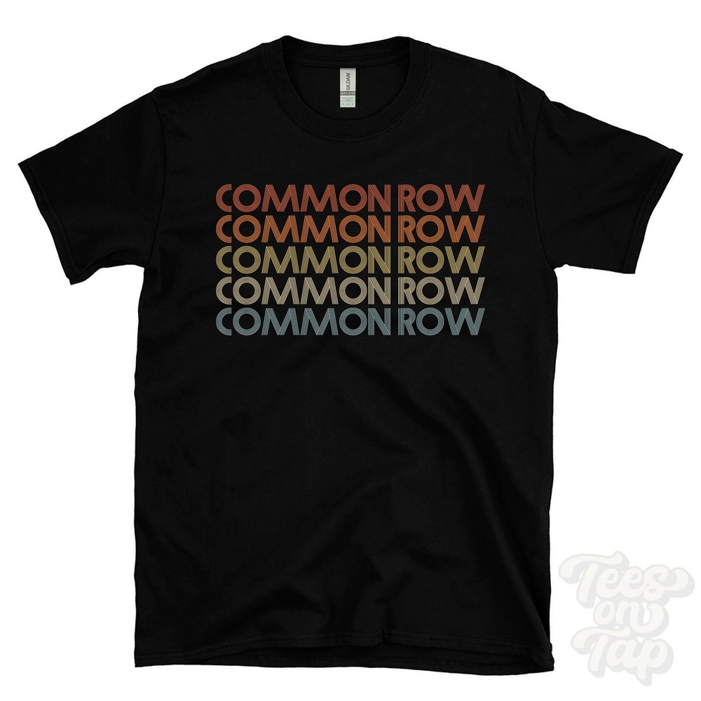 COMMON ROW REPEATED RETRO STYLE T-SHIRT mens & womens uk place name gift