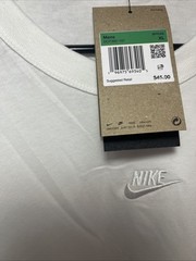 Nike Men’s NSW Prem Essential T-Shirt SS Crew Pure White Size XL NEW WITH TAGS