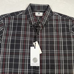 Social Coast Men’s Short Sleeve Button-Down Shirt Size S Black Red White Plaid