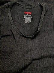 5pk LEVI’S BLACK TANK TOPS, SIZE LARGE (42-44), 60% Cotton / 40% Polyester, NEW