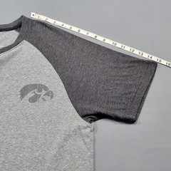 Colosseum Gray Iowa Hawkeyes Henley Tee Shirt Two-Tone Collegiate Men Size Large