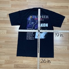Usher Shirt Medium Vintage 2011 OMG Tour Akon Rap Hip Hop Music Tee