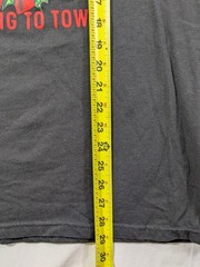 Holiday Time Men’s Black Graphic T-Shirt “Claws Is Coming to Town” XL