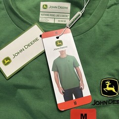John Deere Men’s Short Sleeve Crew Neck Cotton Logo T-Shirt, JD Green, Size M..