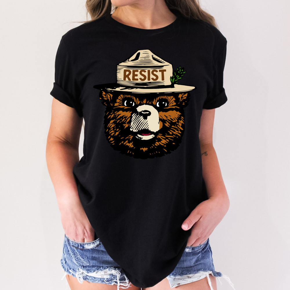 RESIST SMOKEY THE BEAR FASCISM ANTI TRUMP MAGA Political T-Shirt