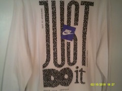 NEW NIKE SPORTSWEAR “Brand Riffs LS Tee” MEN’S WHITE MULTI-COLOR T-SHIRT 2XL