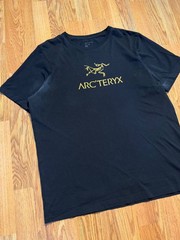 Arc’teryx Logo T-Shirt Black Men’s Medium M | Graphic Tee Gorpcore