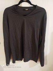Murano Casual Long Sleeve Men’s V-neck Liquid Luxury Size XL