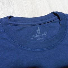 JOHNNIE O Mens M MEDIUM T SHIRT KAHUNA WAVE SHORT SLEEVE NAVY BLUE GOLF TEE