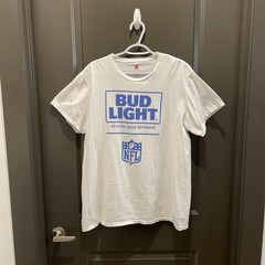 Bud Light Official Beer Sponsor Of The NFL Men’s White T-Shirt New Size Large