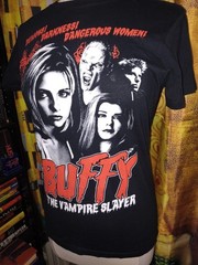 Sarah Michelle Gellar Tees Buffy the Vampire Slayer L + Cruel Intentions M NWT