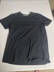 Kenneth Cole Active Men’s Small Black Short Sleeve Crew Neck T-Shirt NWT