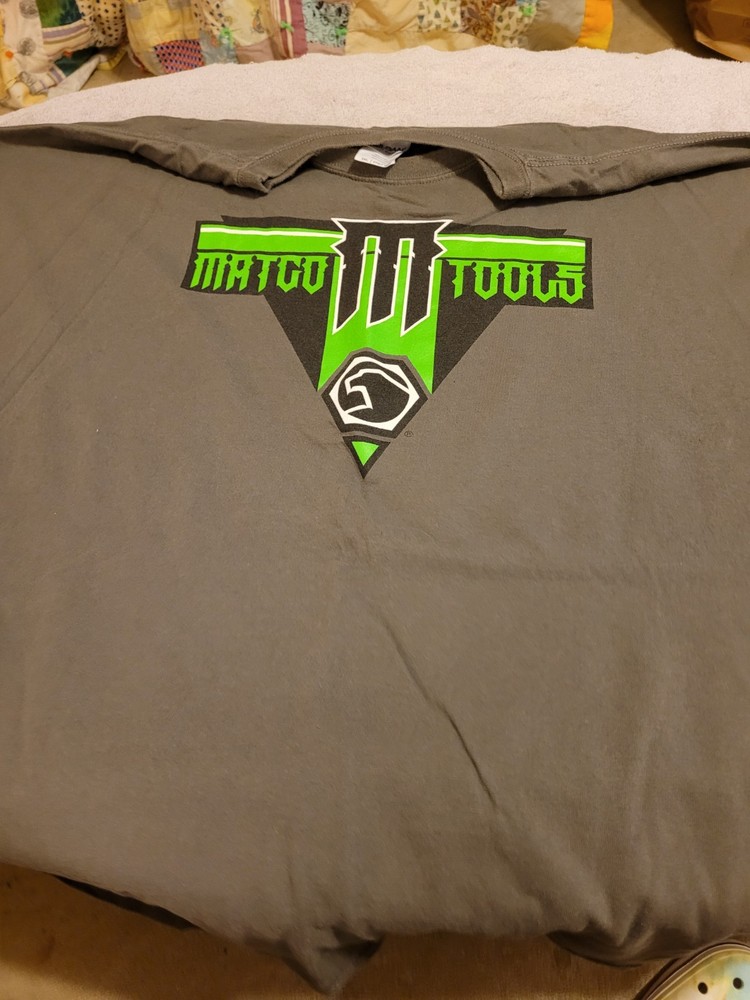 Men’s Gray With Green Short Sleeved T-Shirt Size 3XL Matco Tools
