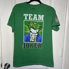 Six Flags Men’s Graphic T-shirt Team THE Joker Green Short Sleeve Medium