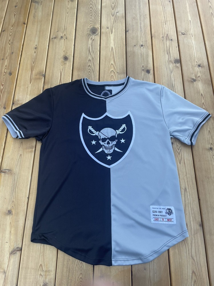 Mens XL Jersey Black Silver Maxi Milian Embroidered Skull Raiders Shirt