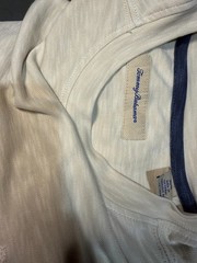EUC Men’s Tommy Bahama Cream Color Size Medium T-Shirt