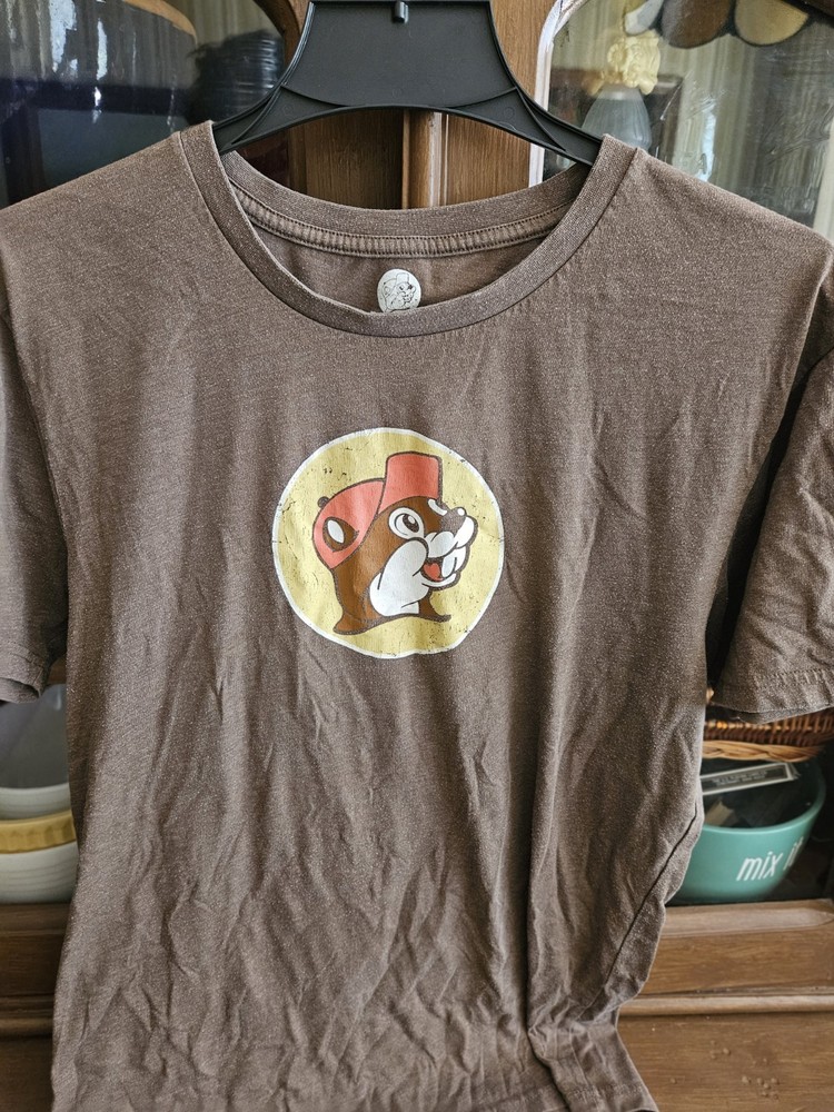 Buc-ee’s Unisex XL Gray Red Vintage Truck Graphic Print T-Shirt