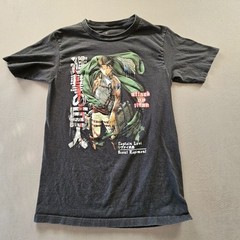Attack on Titan Captain Levi T-Shirt Men Sz S Black Anime Graphic Season 3