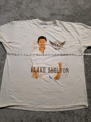 Blake Shelton Pure BS Tour T-Shirt – Ivory Color Size 2XL