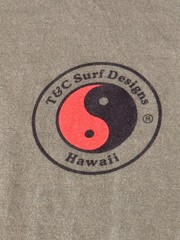 Size M Town and Country Surf Designs T&C Hawaii Poke Bowls Tee