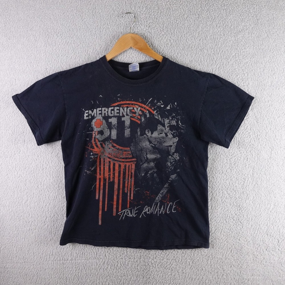 Gildan Mens Emergency 911 True Romance Graphic T-Shirt Black Medium Y2K
