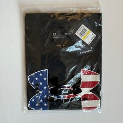 Under Armour Mens UA Freedom Flag Logo T-Shirt Sz Medium Black USA Patriotic Tee