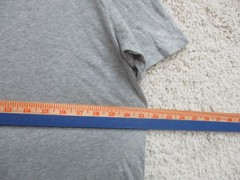 Nike Shirt Medium Adult Gray Tee Casual Swoosh Logo Athletic Cut Modern Fit Mens