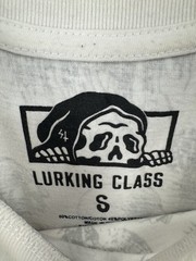 Lurking Class Skulls AOP T Shirt Size Small, Stain