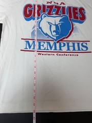 Men’s Medium ’47 Brand Memphis Grizzlies NBA Graphic T-Shirt White 100% Cotton