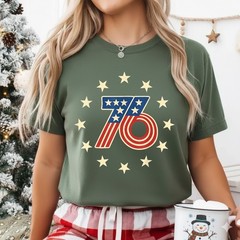 50th Birthday 1976 USA Bicentennial Groovy Retro Number 76 T-Shirt