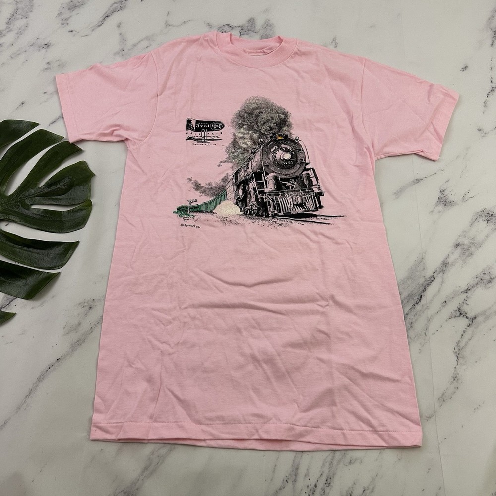 Rail Fair Sacramento Mens Vintage 90s Graphic Tee Size M Pink Train Engine 3751