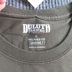 Duluth Trading Co. Shirt Mens L Brown Longtail T Crew Neck Relaxed NWT