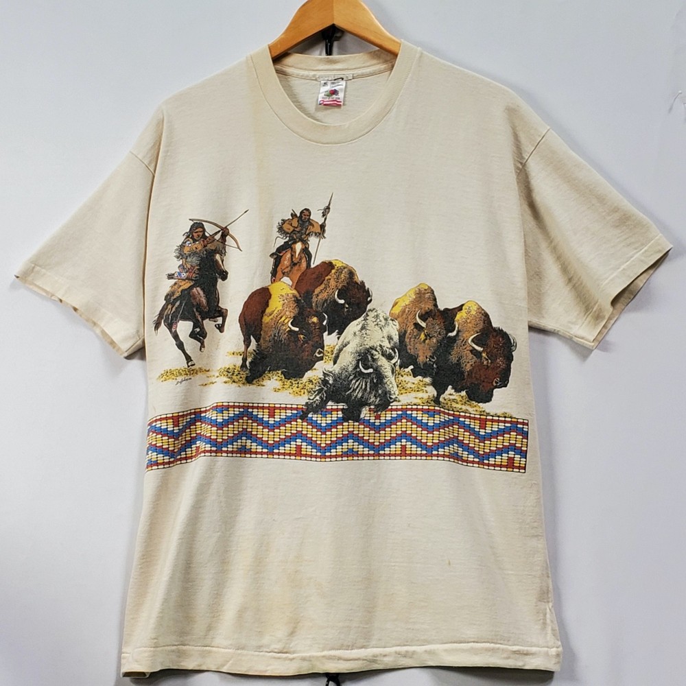 Vintage 80s Native Americans on Buffalo Beige Tshirt Fruit of the Loom Size XL