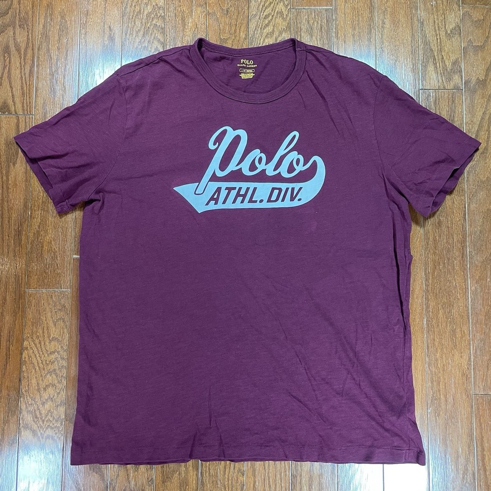 Polo Ralph Lauren Athl. Div. T-Shirt Spell Out Burgandy – Men’s Sz Large