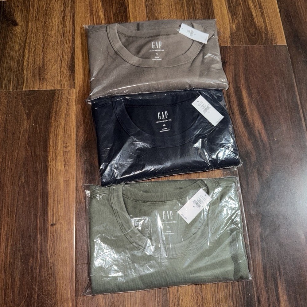 GAP Heavyweight Tee Men’s XL Regular Solid Crew Neck T-Shirt Multicolor 3 Pack