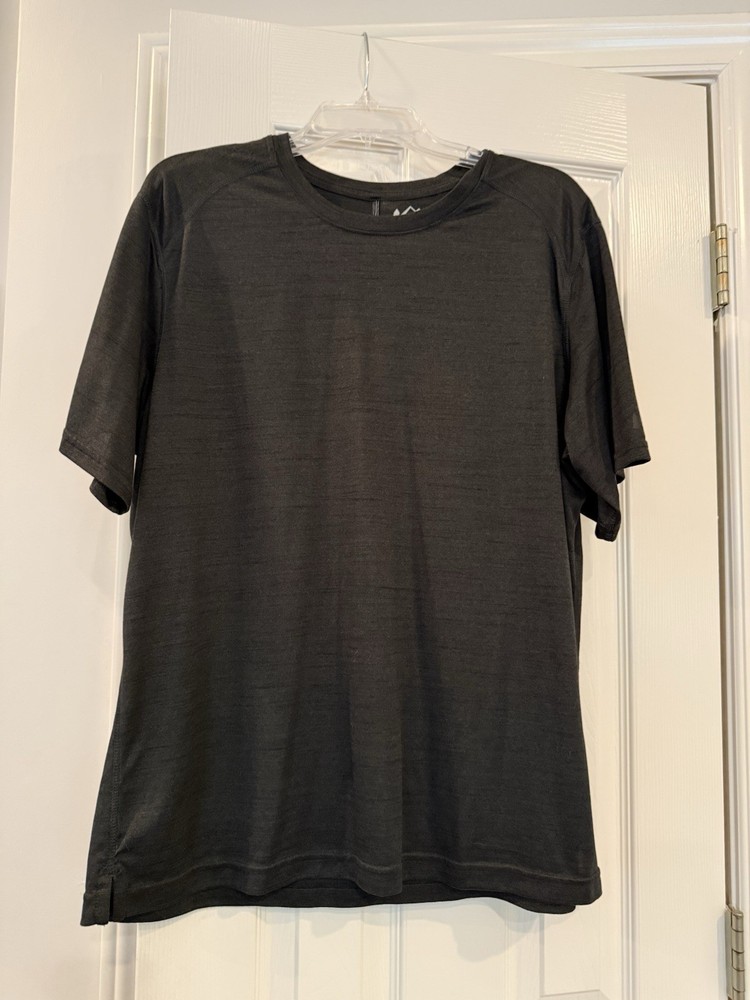 REI Co-op Men’s Short Sleeve Performance Activewear T-shirt Size XL, Dark Gray
