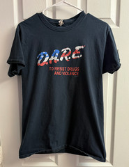 DARE Vintage T-shirt DARE to resist drugs and violence Size Medium