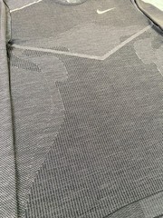Nike Running Shirt Mens Medium Gray Dri-FIT Long Sleeve Seamless Knit Top