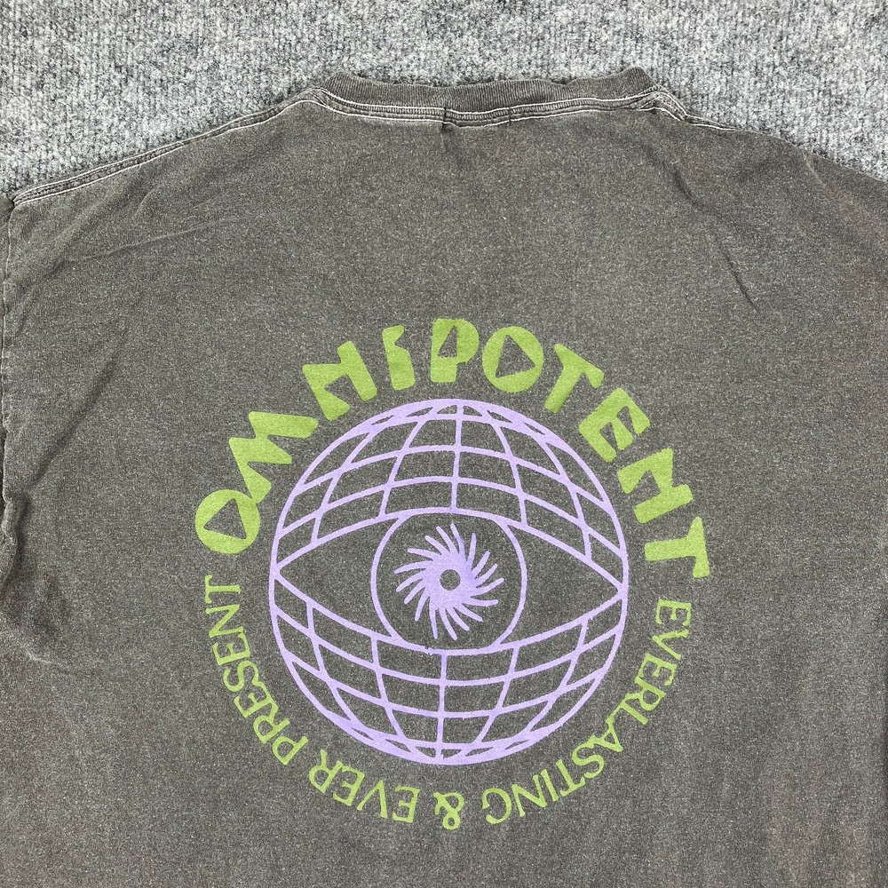 New Look T-Shirt Mens Size M Gray Omnipotent Graphic Eye Globe Streetwear