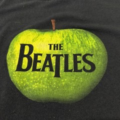 2005 The Beatles Green Apple Music Band Group Graphic Shirt Tee 2000s Medium Y2K