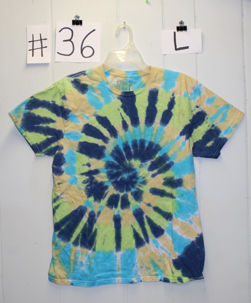 tie dye green and blue