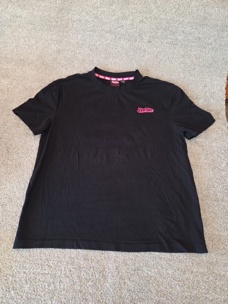 Mens Barbie Graphic T-shirt SZ LARGE Black & Pink 100% Cotton Front & Back